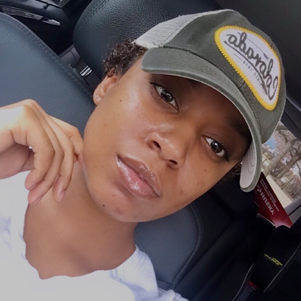 Meet your Posher, Lexy